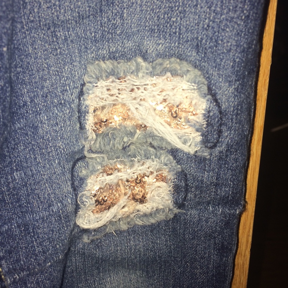 Sequin Ripped Jeans - Picture 3 of 4